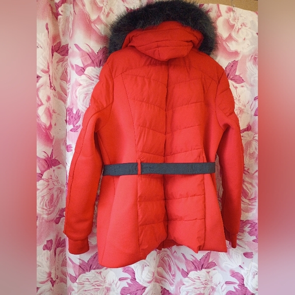 Michael Kors Red Coat Belted MK Designer Jacket  Black Fur Hood - Picture 14 of 16